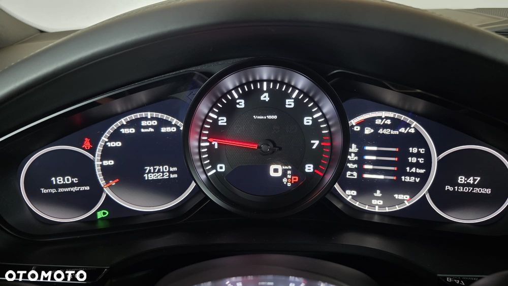 Porsche Cayenne Standard - 6