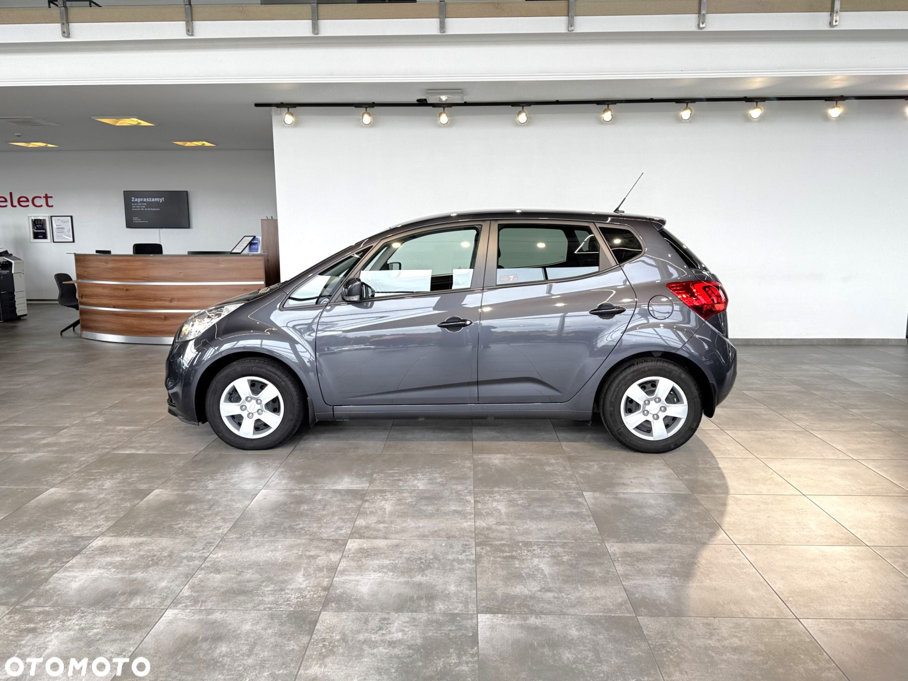 Kia Venga - 5