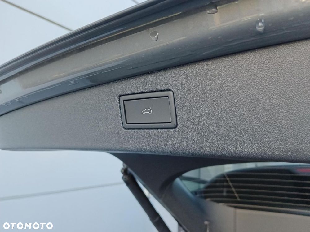 Volkswagen Tiguan - 19