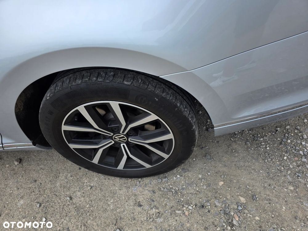 Volkswagen Passat 2.0 TDI SCR DSG 4Motion Business - 11
