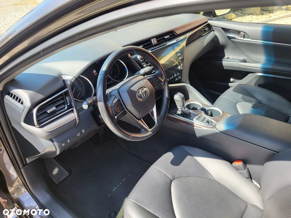 Toyota Camry 2.5 Hybrid Prestige CVT - 9