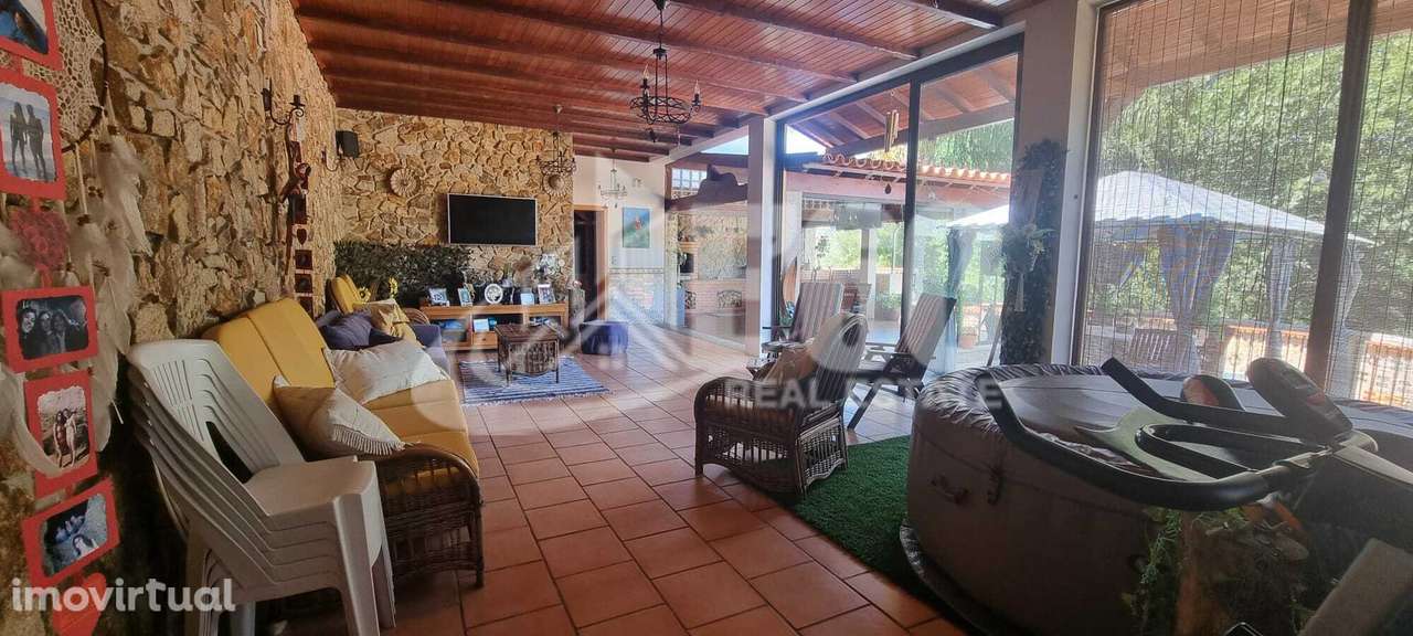 MORADIA T4+1 PAÇOS BRANDÃO COM PISCINA - Grande imagem: 3/31