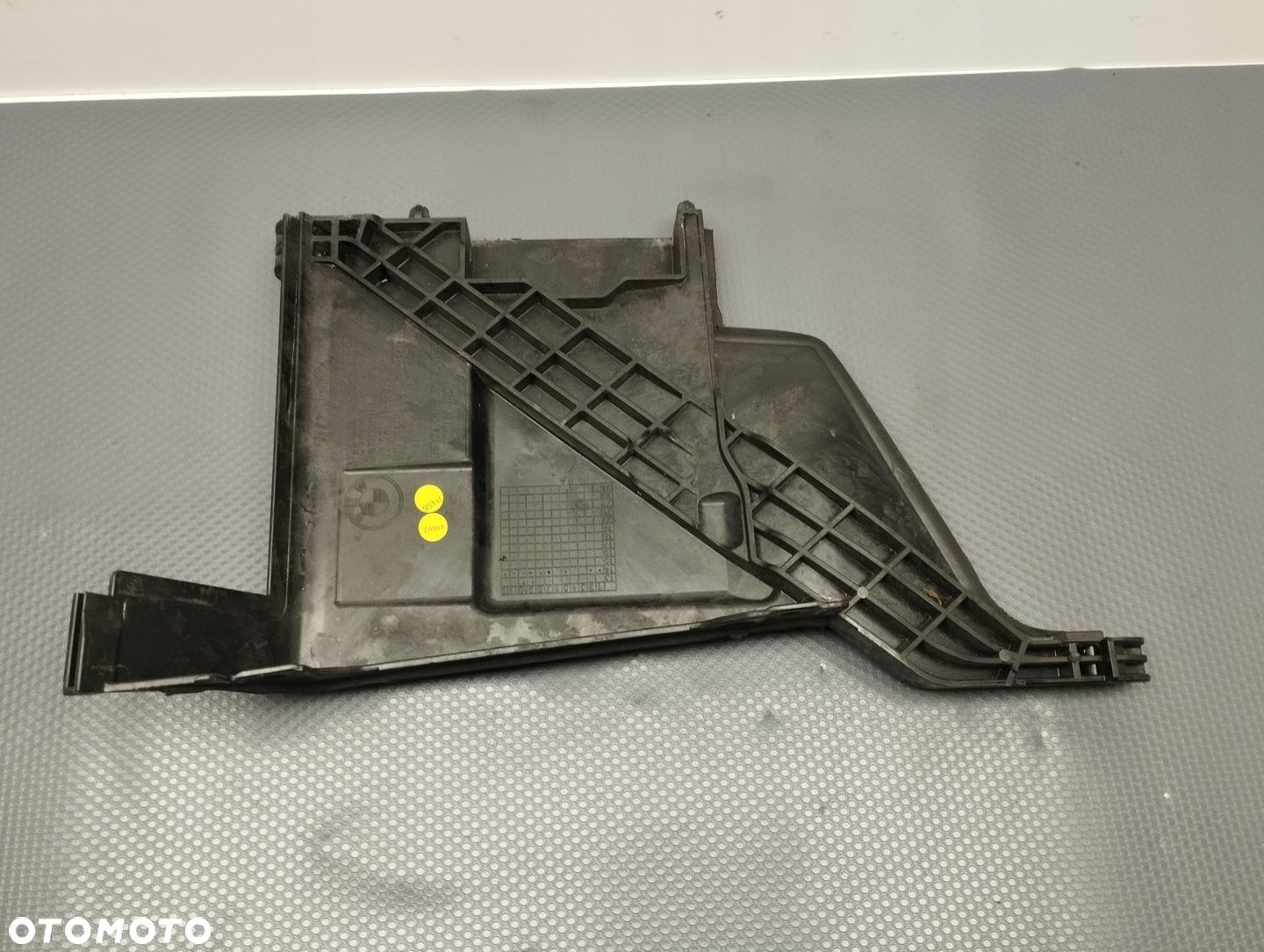 BMW F45 F46 PODSTAWA AKUMULATORA 7351482 - 1