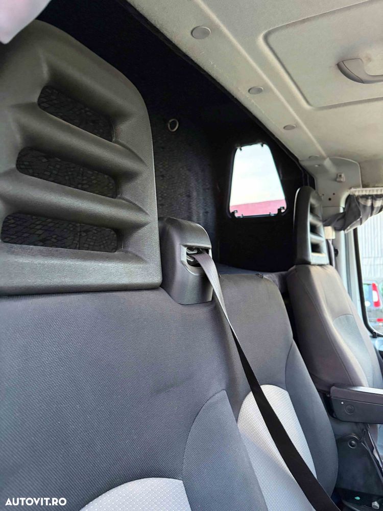 Iveco Daily 35S17 - transportor 3 pozitii - 8