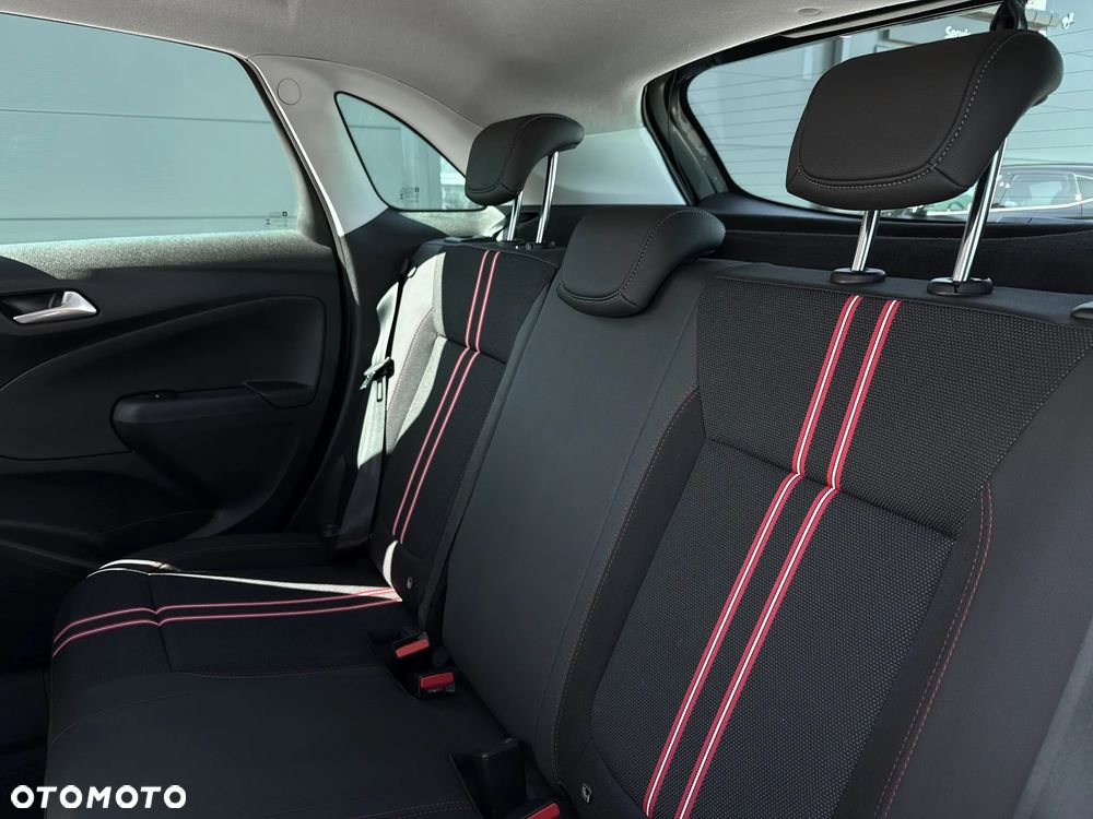 Opel Crossland 1.2 T GS Line - 18