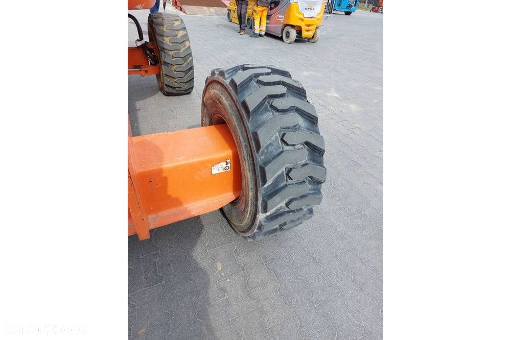 JLG 660 SJ - 12