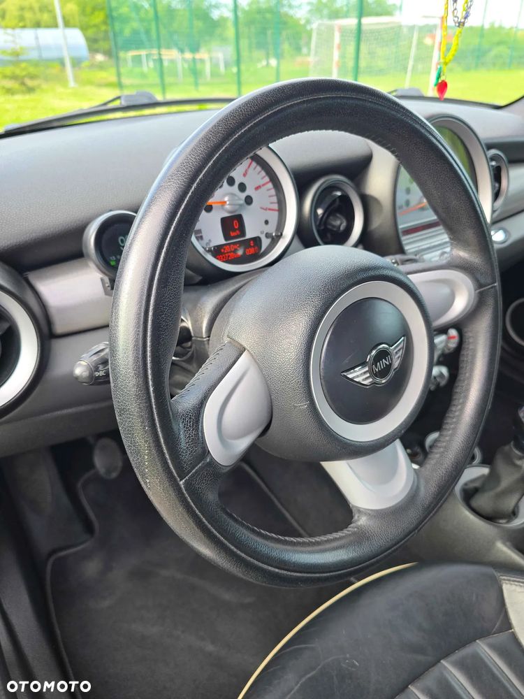 MINI Clubman - 24