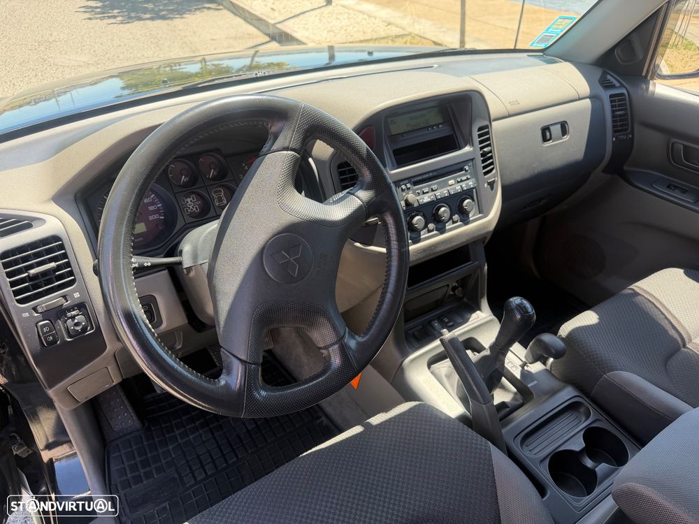 Mitsubishi Pajero 3.2 DI-D GLS ABS - 7
