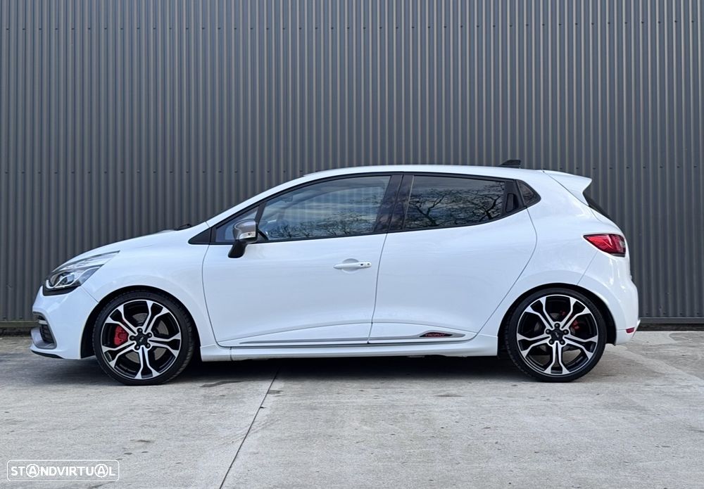 Renault Clio TCe 220 EDC R.S. Trophy - 8
