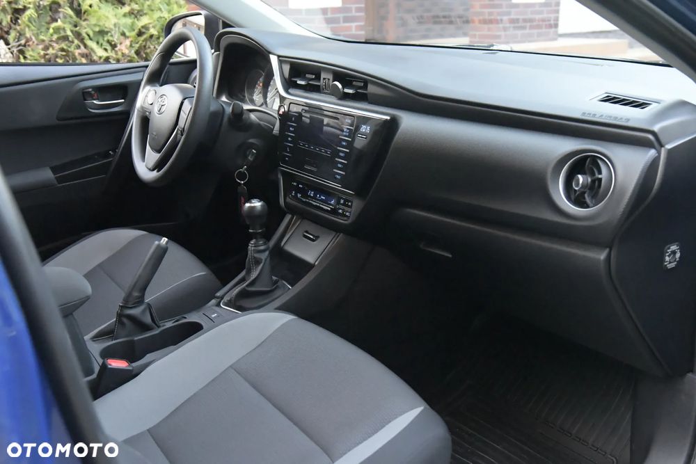 Toyota Auris 1.33 VVT-i Active - 14