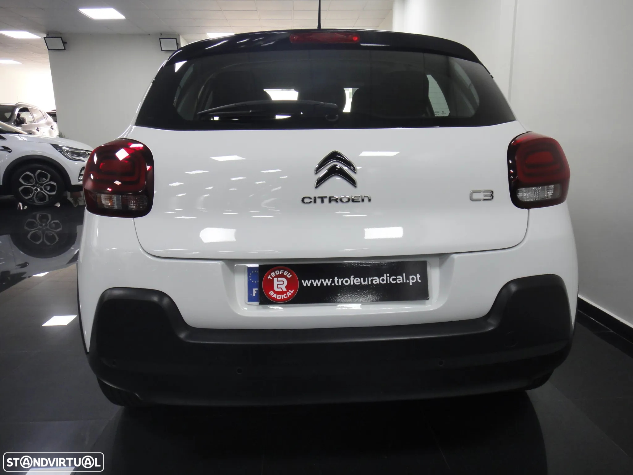 Citroën C3 1.2 PureTech Shine - 7