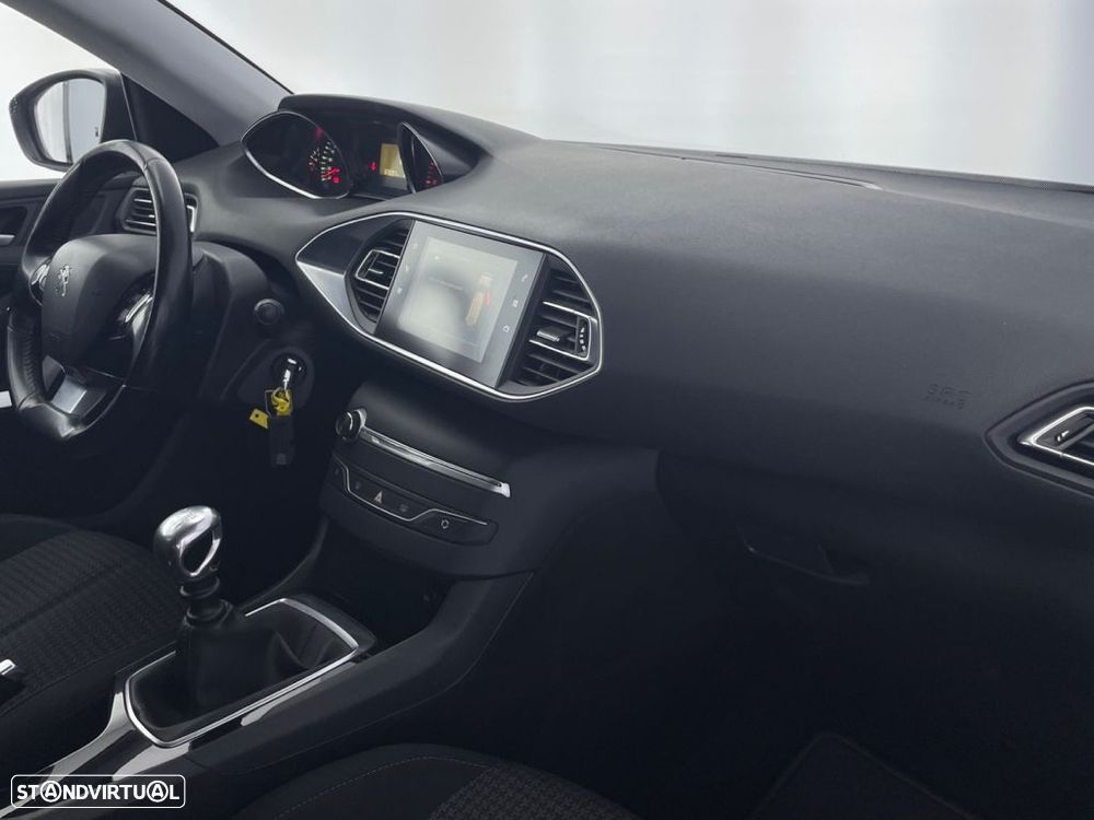 Peugeot 308 SW 1.5 BlueHDi Style - 27