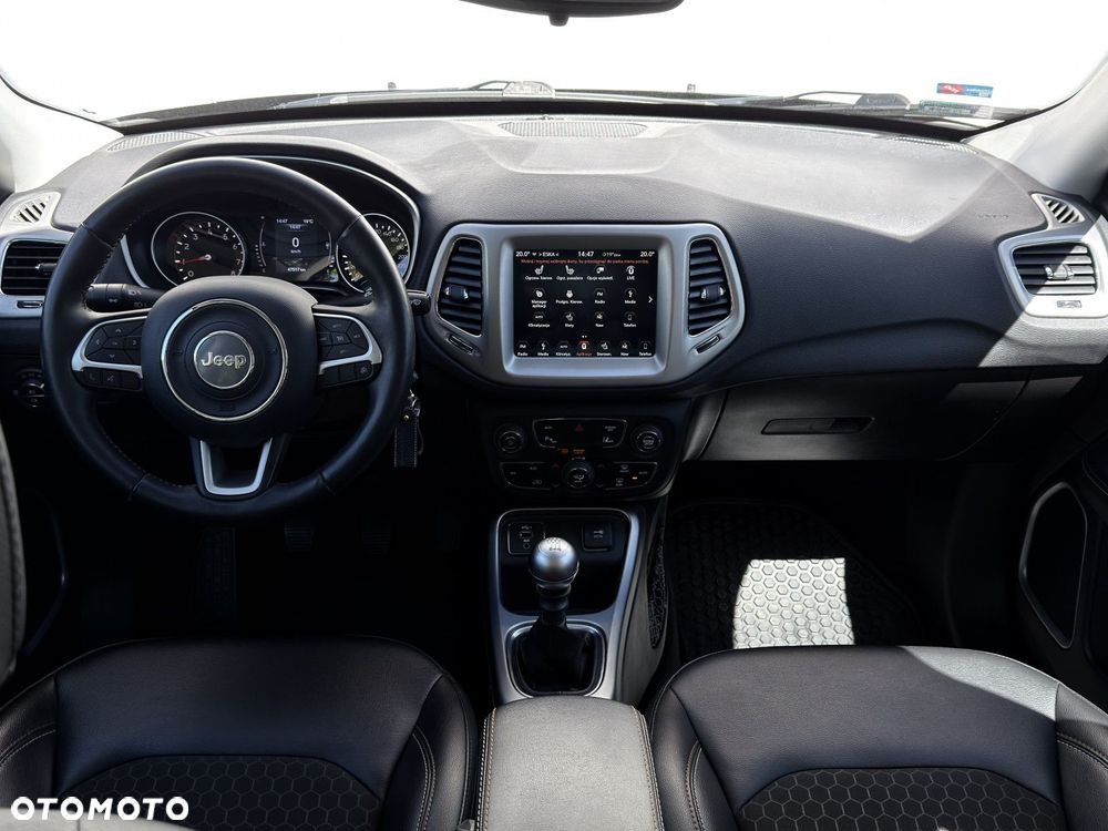 Jeep Compass - 12