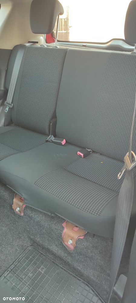 Suzuki Swift - 8