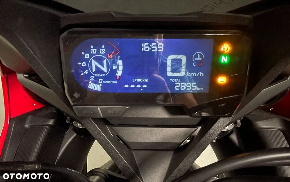 Honda CBR - 3