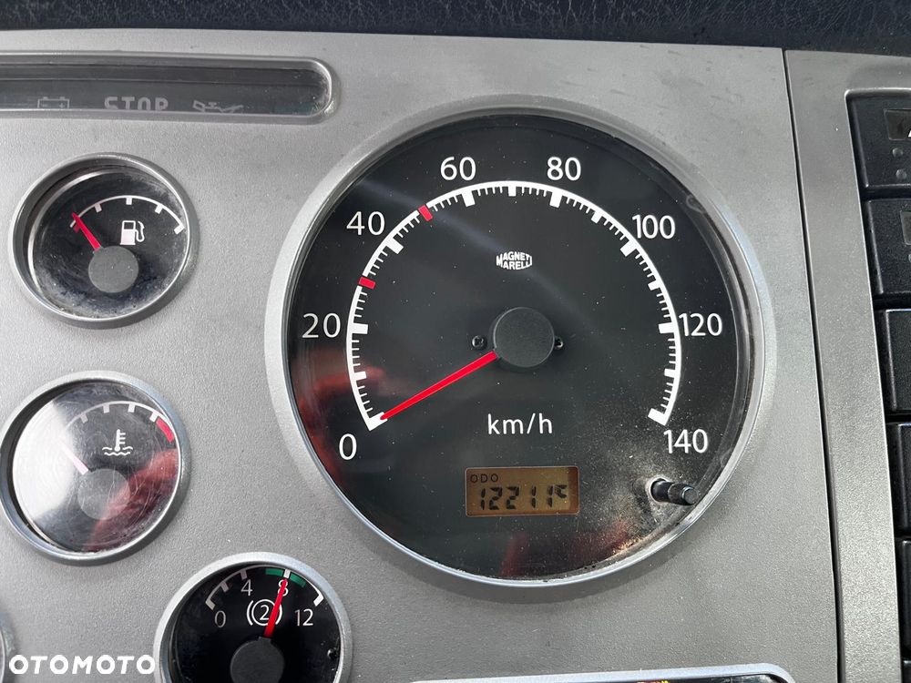 Nissan Atleon - 14