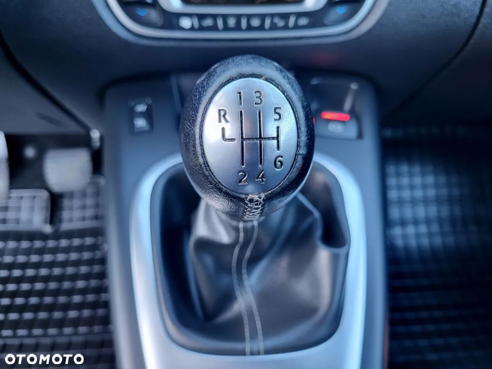 Renault Grand Scenic Gr 1.2 TCe Energy Bose Edition - 29