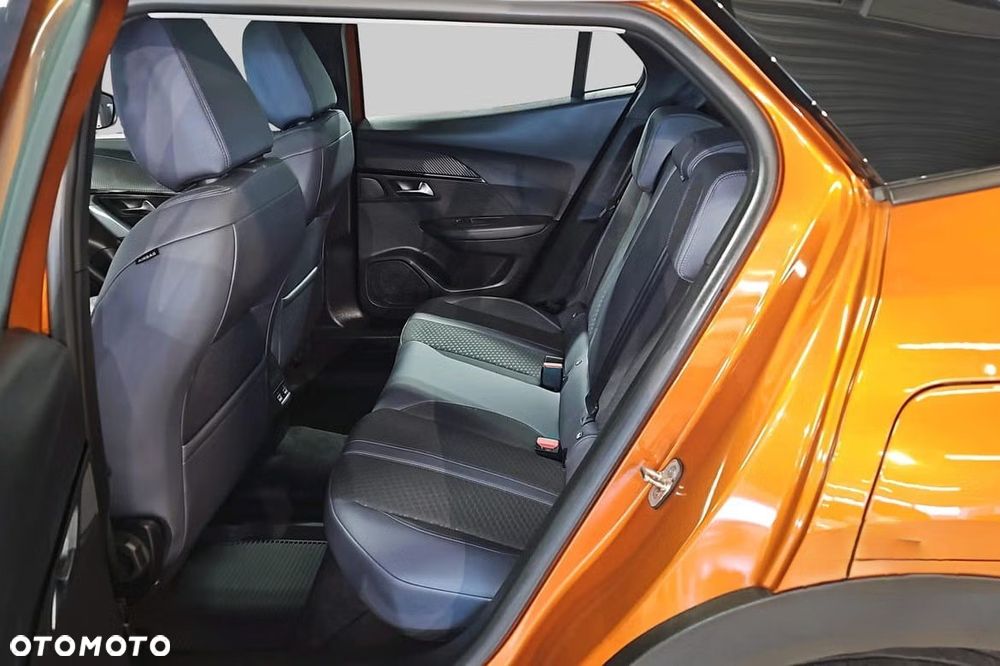 Peugeot 2008 1.5 BlueHDi Allure Pack S&S EAT8 - 17