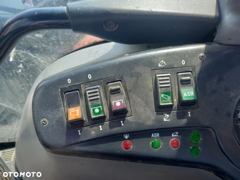 Kabina szyba drzwi dach części Steyr CVT150 Case CVX - 13