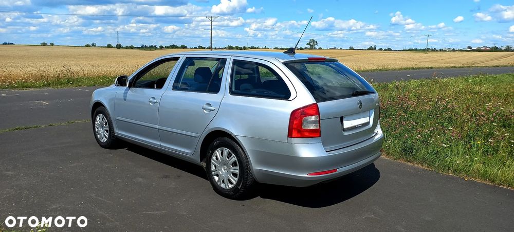 Skoda Octavia 1.4 Team Edition - 10