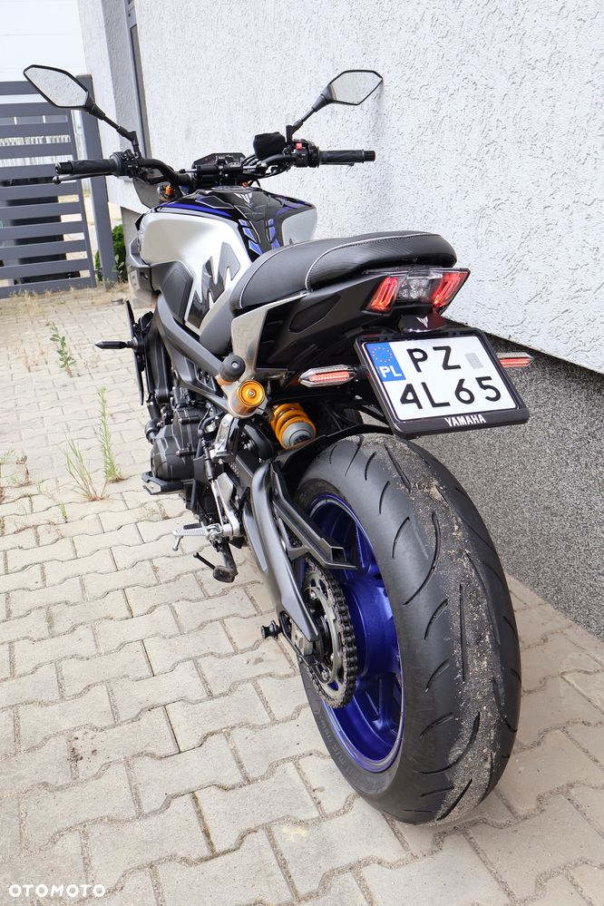 Yamaha MT - 21