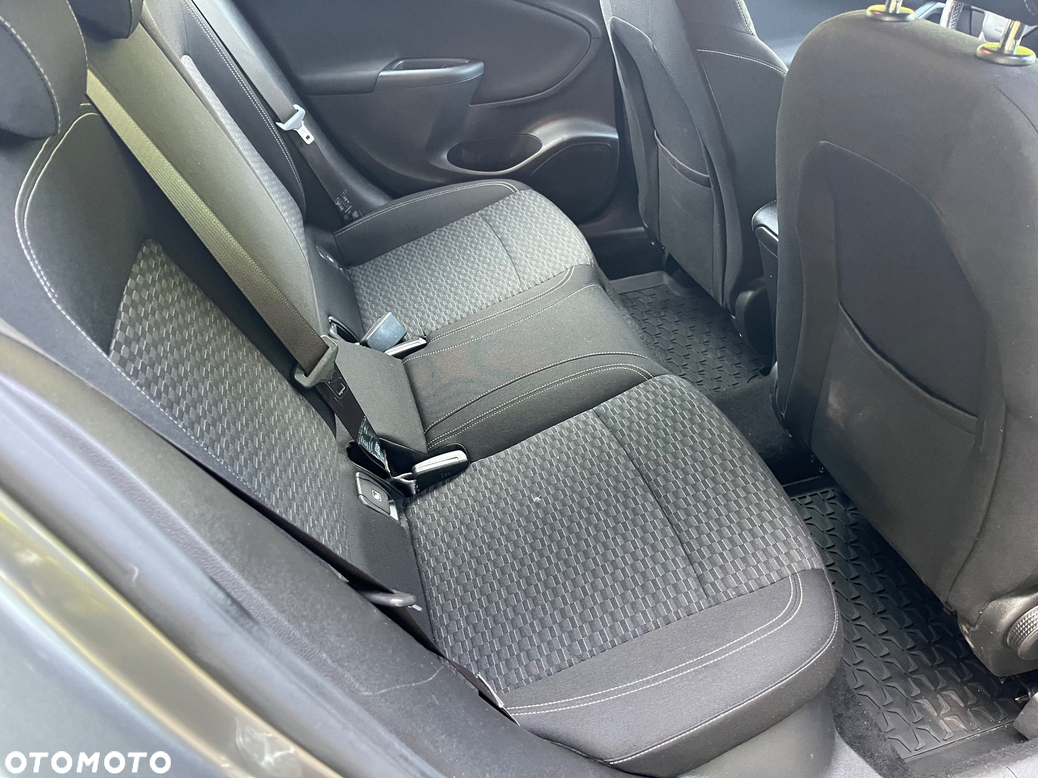 Opel Astra 1.6 CDTI Active - 21