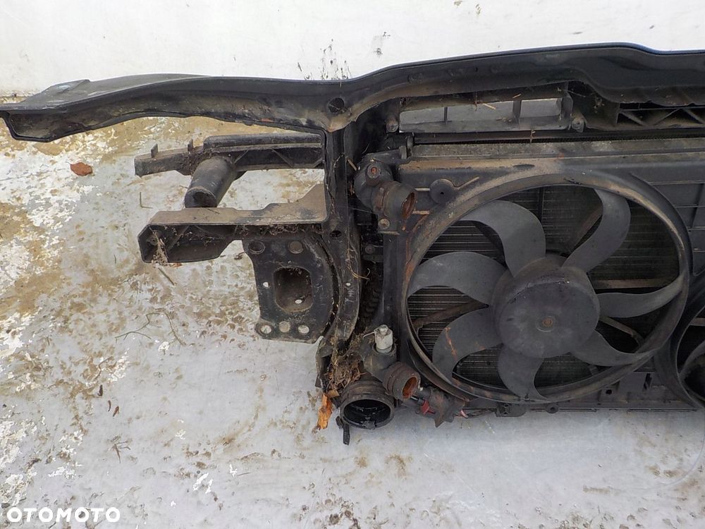 266 VW GOLF V KOMBI JETTA V 2.0 TDI PAS PRZEDNI BELKA CHŁODNICA - 4