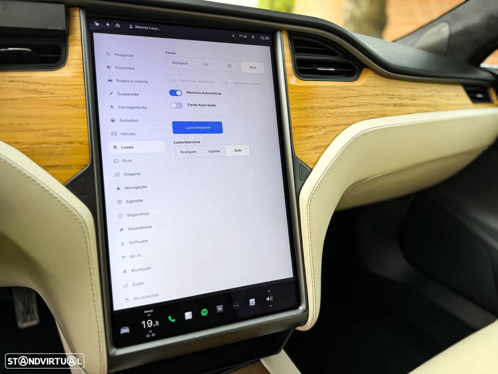 Tesla Model S Long Range - 31