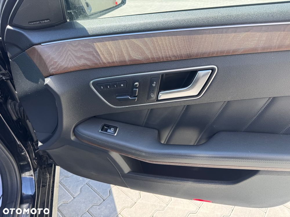 Mercedes-Benz Klasa E 250 CDI DPF BlueEFFICIENCY Automatik Avantgarde - 12