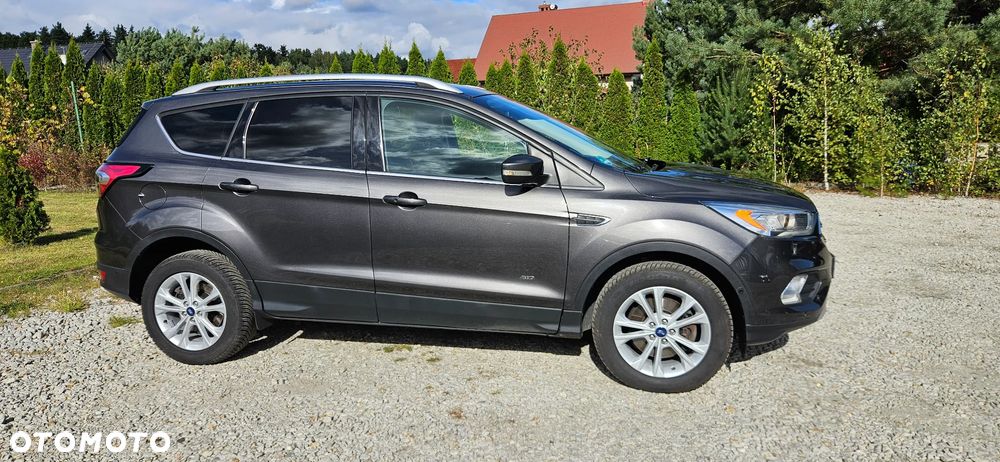 Ford Kuga 2.0 TDCi 4x4 Titanium - 3
