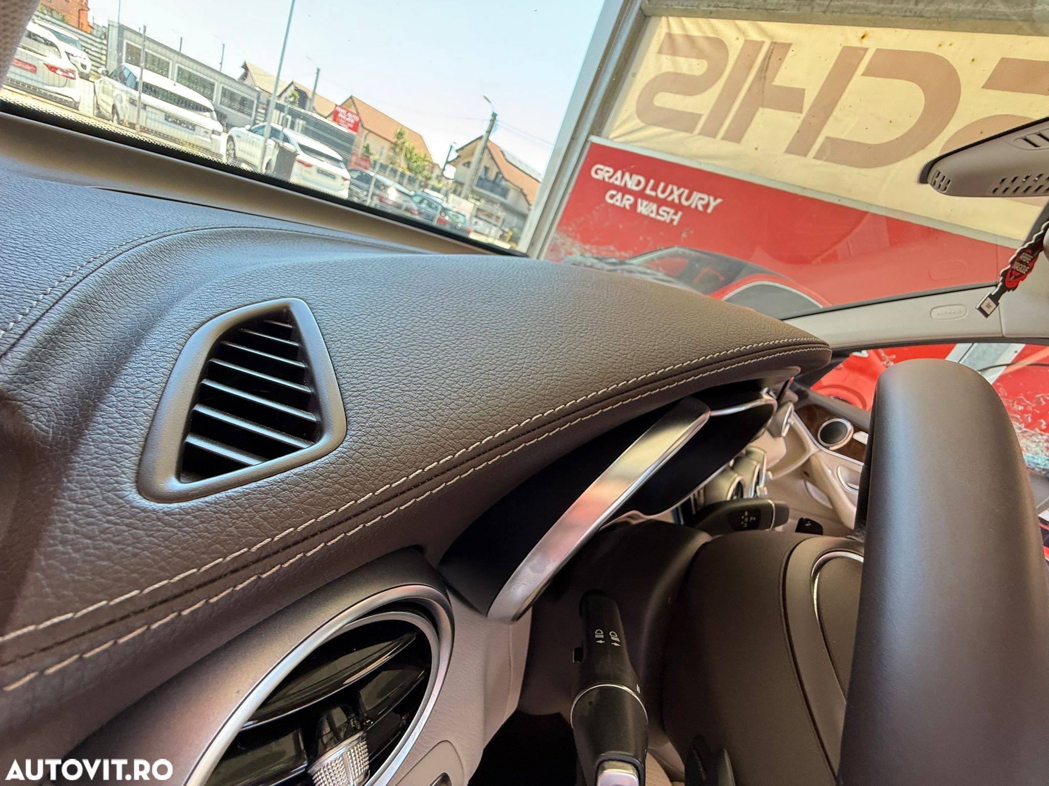 Mercedes-Benz GLC 350 e 4Matic 7G-TRONIC Exclusive - 17