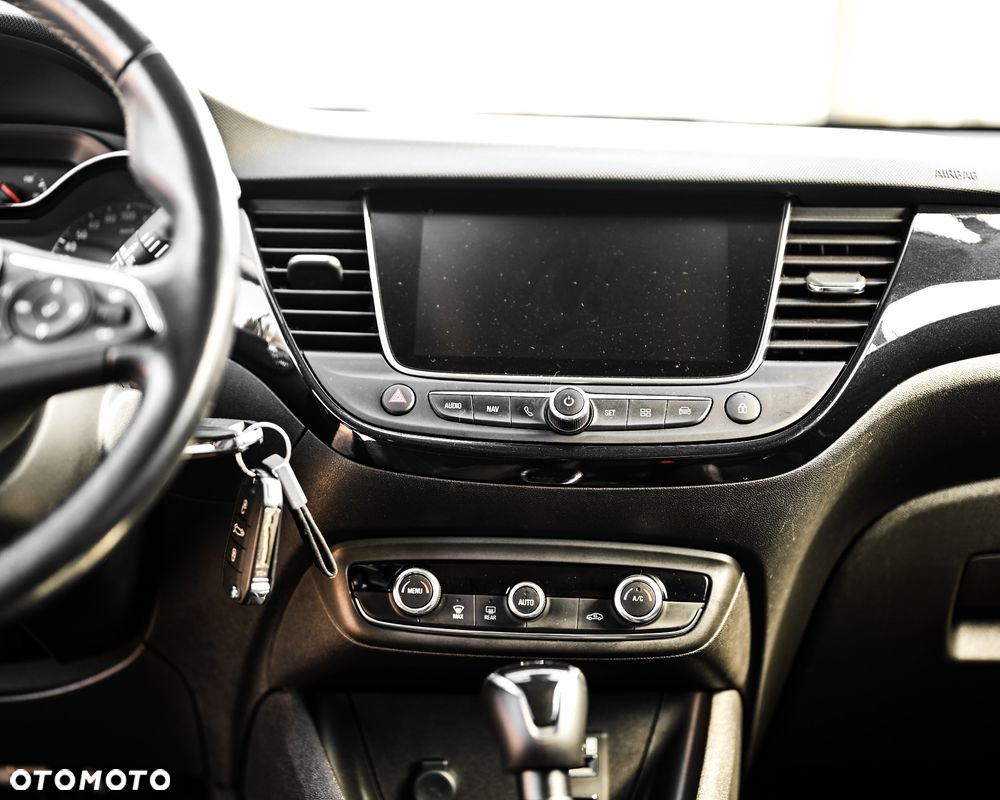 Opel Crossland X 1.2 Start/Stop 120 Jahre - 17