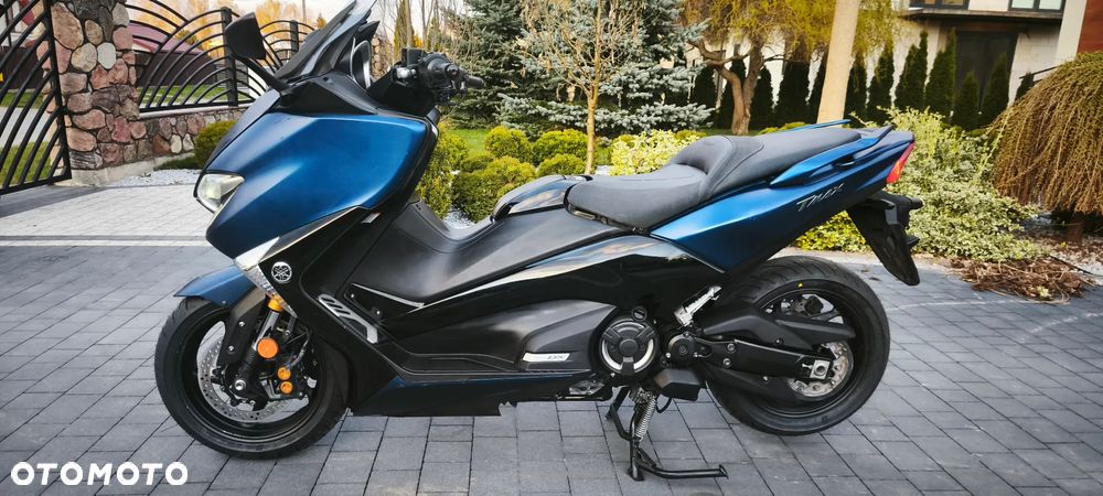 Yamaha Tmax - 2