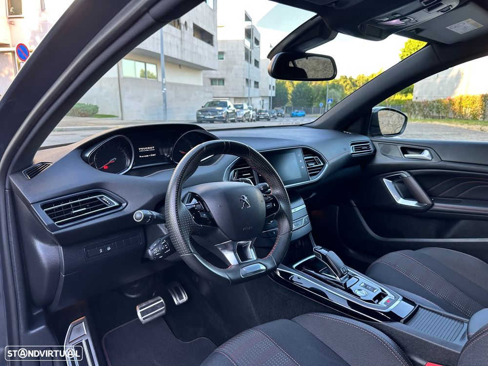 Peugeot 308 1.5 BlueHDi GT Line EAT8 - 32