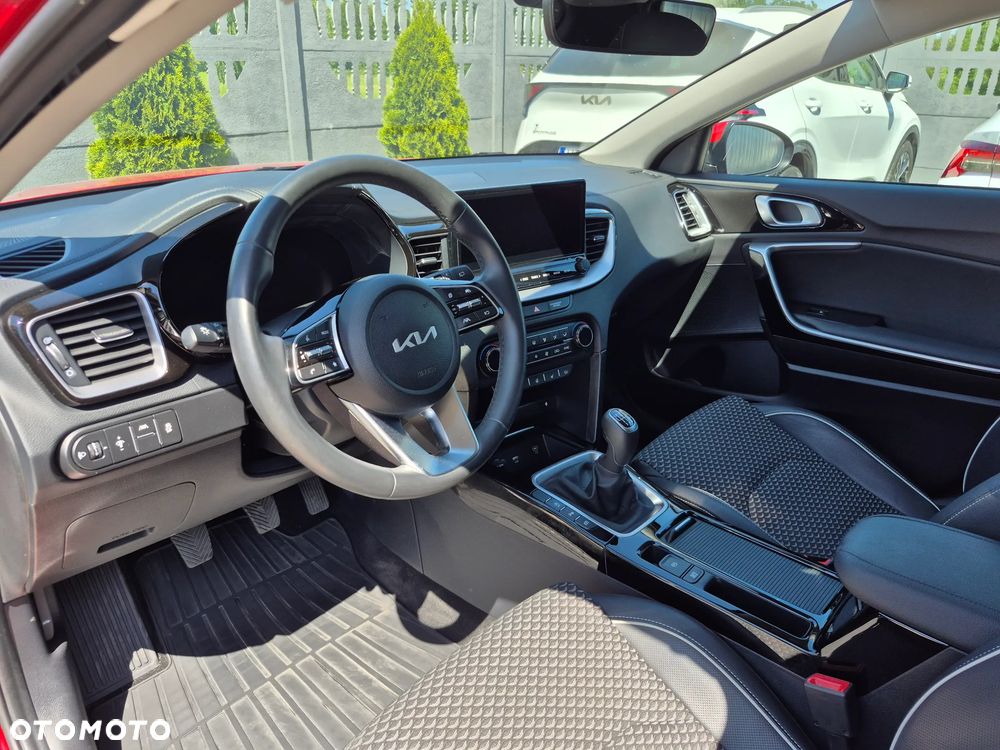 Kia XCeed 1.5 T-GDI Business Line - 20