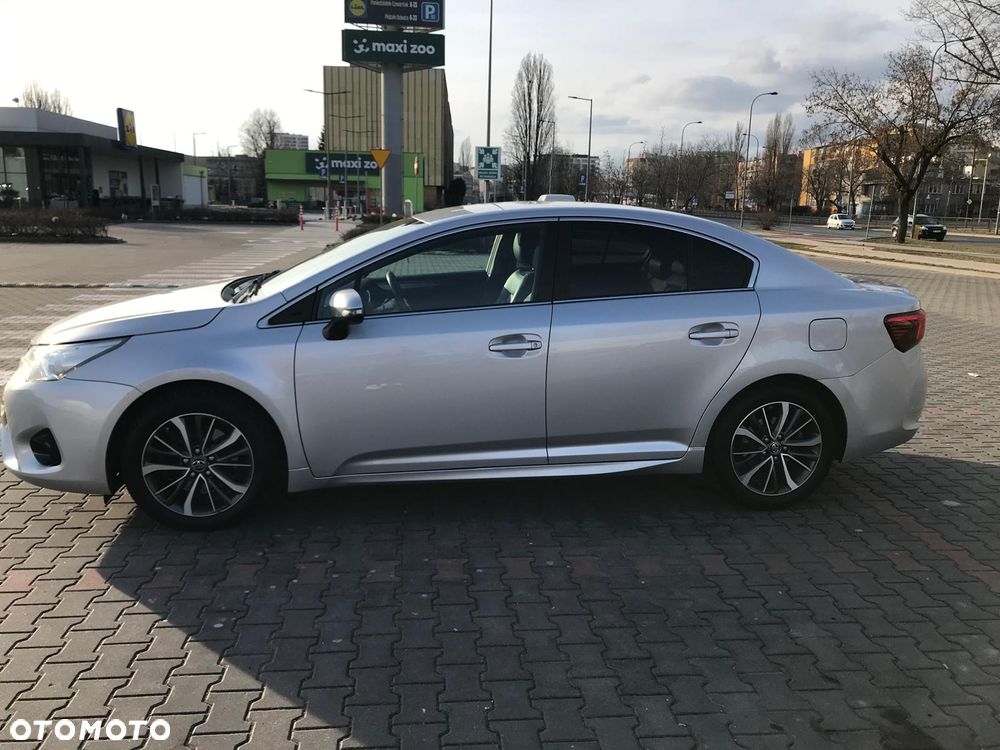 Toyota Avensis 2.0 D-4D Prestige - 1