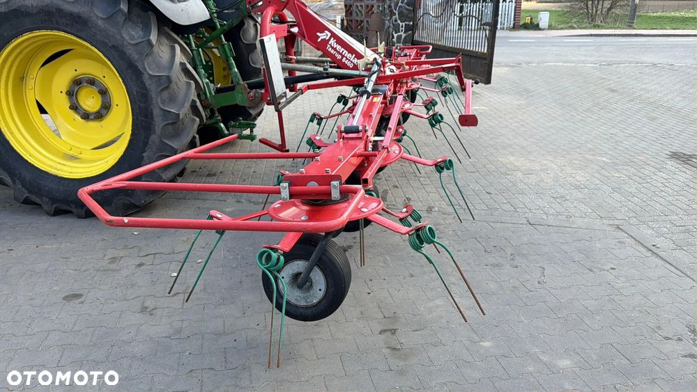 Kverneland Taarup 8460 - 11