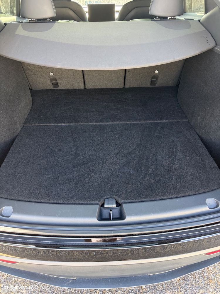 Tesla Model Y Performance Tração Integral - 11