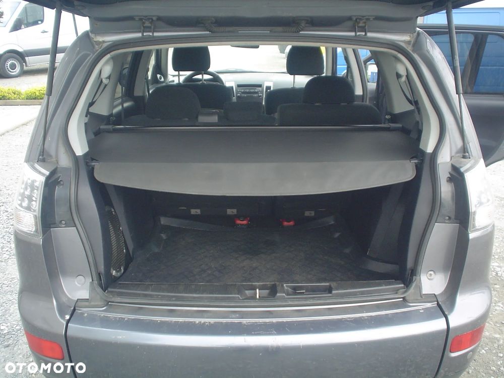 Mitsubishi Outlander 2.0 DID Intense - 7