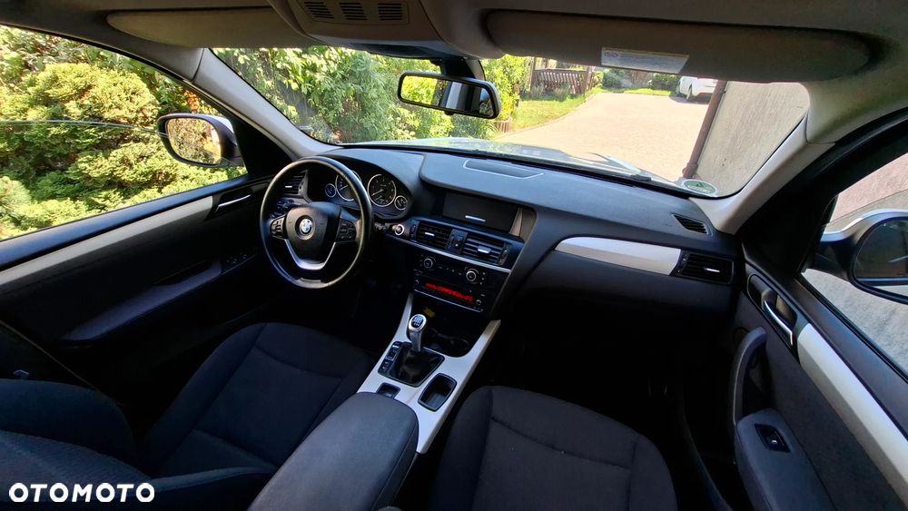 BMW X3 xDrive20d - 17