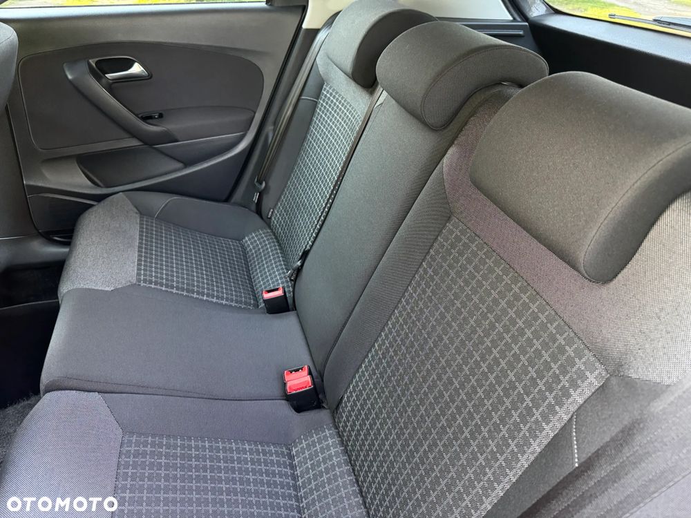 Volkswagen Polo 1.2 TSI (Blue Motion Technology) DSG Comfortline - 26