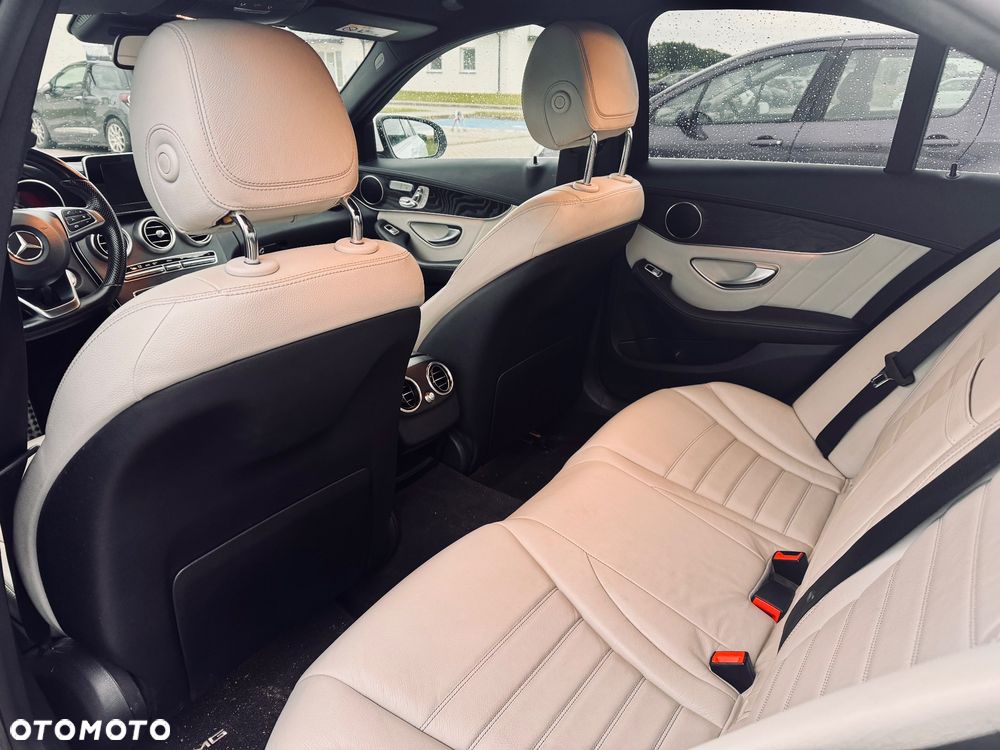 Mercedes-Benz Klasa C 250 7G-TRONIC - 9