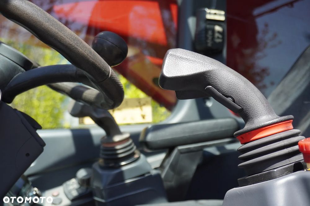 Magni RTH 5.26 / Zasięg 26 m / ładowność 5000 kg / Zdalne sterowanie - 30