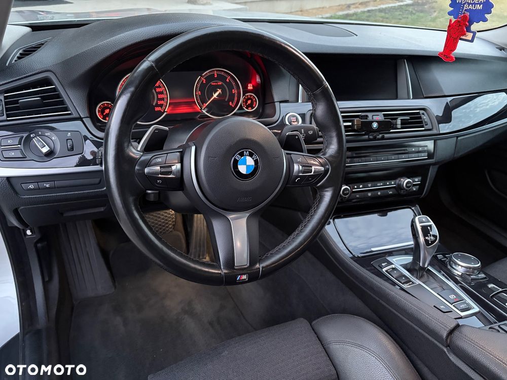BMW Seria 5 - 10