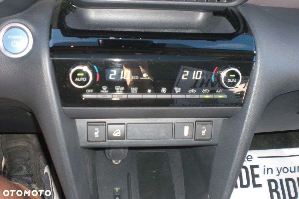 Toyota Yaris Cross 1.5 VVT-i Team Deutschland - 25