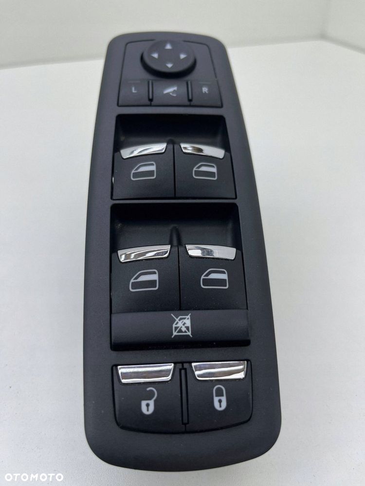 MASERATI QUATTROPORTE VI PANEL PRZEŁĄCZNIK SZYB KIEROWCY 670010305 - 2