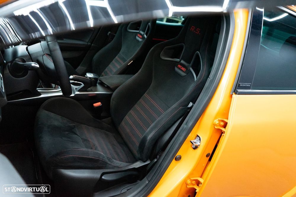 Renault Mégane 1.8 TCe R.S. Trophy - 6