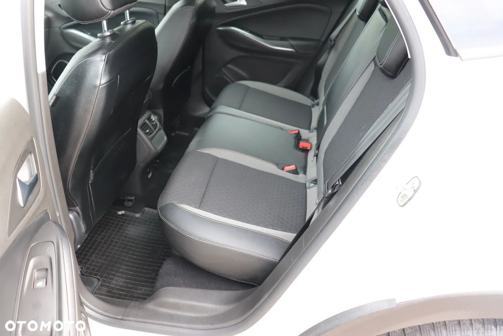 Opel Grandland X 1.5 D Start/Stop Color Line - 32