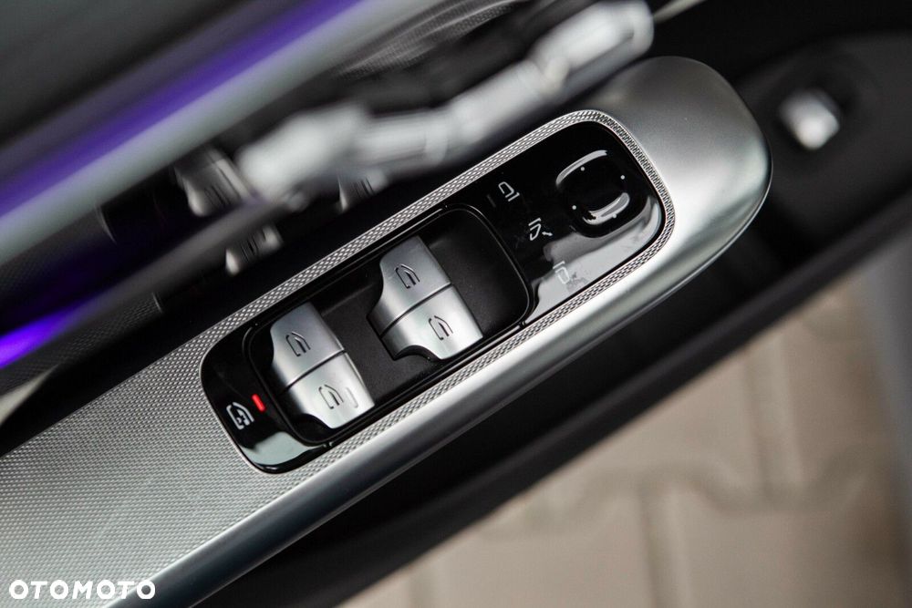 Mercedes-Benz GLC - 19