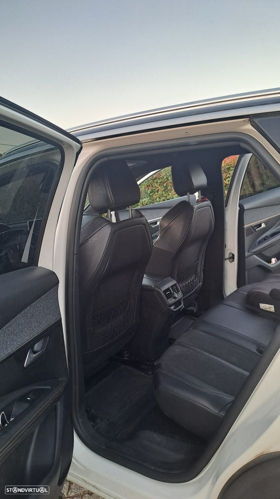 Peugeot 3008 1.5 BlueHDi GT Line J19 EAT8 - 4